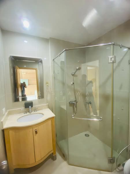 The Empire Place, Bangkok, 88 Narathiwatratchanakharin Road, Thung Maha Mek, Sathon, Bangkok, 2 Bedrooms, 108 sqm, Condo For Sale, by Krissawat Oraphin, 500335280 - DDproperty.com
