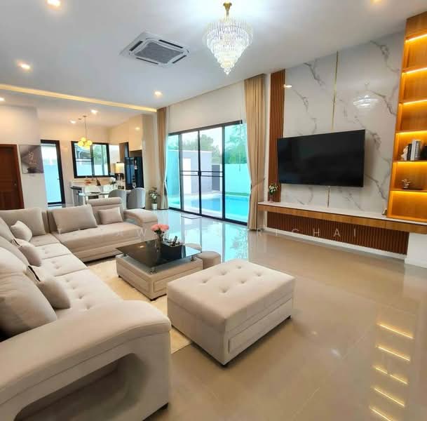 บ้าน 4-ห้องนอน, ชลบุรี, โป่ง, บางละมุง, ชลบุรี, 240 ตร.ม., บ้านเดี่ยว ขาย, โดย Tanawan Surichai, 500335284 - DDproperty.com