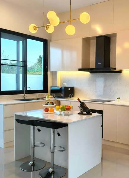 4-BR House, Chon Buri (Pattaya), Poong, Bang Lamung (Pattaya), Chon Buri (Pattaya), 4 Bedrooms, 240 sqm, Single Detached House For Sale, by Tanawan Surichai, 500335284 - DDproperty.com