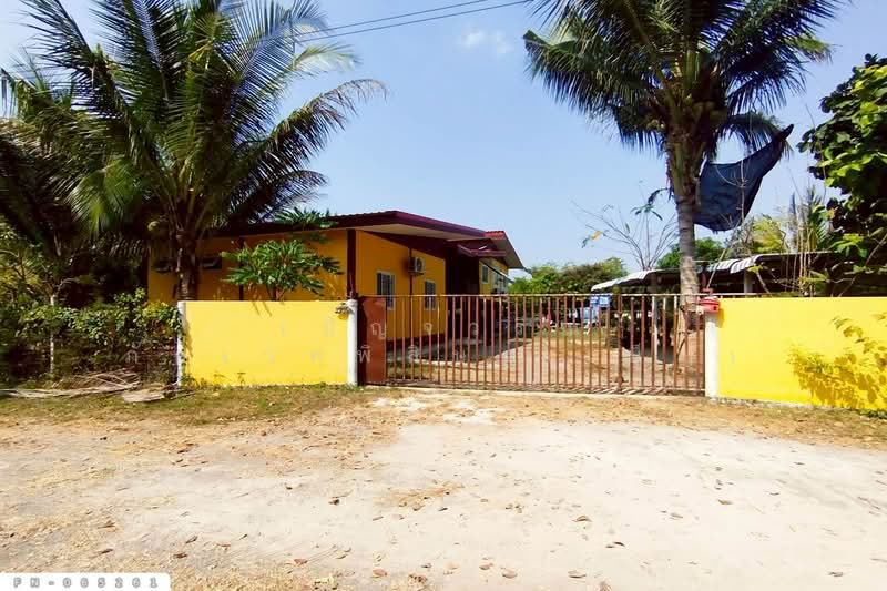 Land for sale in Chom Bueng, Ratchaburi, 3 rai 25 sq.w. FN-065261, Ratchaburi, Rang Bua, Chom Bung, Ratchaburi, , 4,900 sqm, Land For Sale, by Benchawarin Pakkawetppisit, 500335347 - DDproperty.com