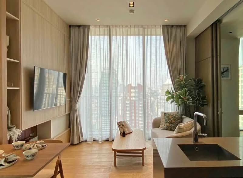 28 Chidlom, Bangkok, 28 Chit Lom Alley, Lumphini, Pathum Wan, Bangkok, 1 Bedroom, 40 sqm, Condo For Rent, by Natta Buromsee, 500335411 - DDproperty.com