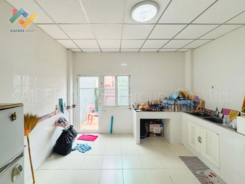 Lally Ville Srinakarin - Teparak, Samut Prakan, Thepharak Road, Phraeksa, Muang Samut Prakarn, Samut Prakan, 4 Bedrooms, 150 sqm, Townhouse For Sale, by Kannisa Thanwatthanakrirkul, 500335437 - DDproperty.com