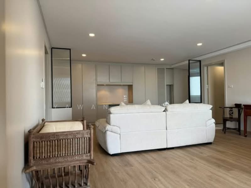 Supalai Place Sukhumvit 39, Bangkok, 175-179 Soi Sukhumvit 39 Sukhumvit Road, Khlong Tan Nua, Watthana, Bangkok, 2 Bedrooms, 135 sqm, Condo For Rent, by Piyawan Maiyapan, 500335440 - DDproperty.com