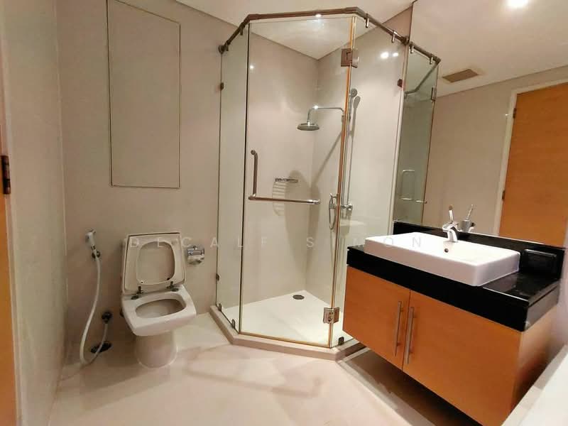 Fullerton Sukhumvit, Bangkok, Sukhumvit Road, Khlong Tan Nua, Watthana, Bangkok, 2 Bedrooms, 95 sqm, Condo For Rent, by Decalf Simon, 500335442 - DDproperty.com