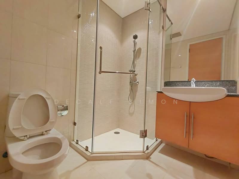 Fullerton Sukhumvit, Bangkok, Sukhumvit Road, Khlong Tan Nua, Watthana, Bangkok, 2 Bedrooms, 95 sqm, Condo For Rent, by Decalf Simon, 500335442 - DDproperty.com