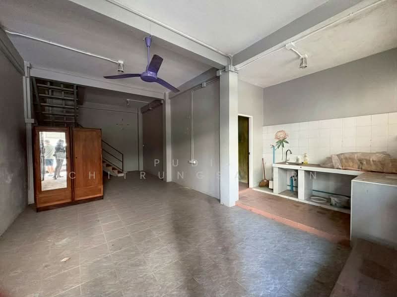 Commercial Building for Rent – Pipat / Silom, Bangkok, Silom, Bang Rak, Bangkok, , 126 sqm, Shophouse For Rent, by Pudis Chitrungsakorn, 500335478 - DDproperty.com