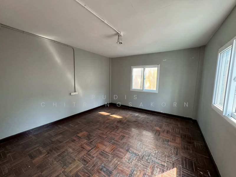 Commercial Building for Rent – Pipat / Silom, Bangkok, Silom, Bang Rak, Bangkok, , 126 sqm, Shophouse For Rent, by Pudis Chitrungsakorn, 500335478 - DDproperty.com