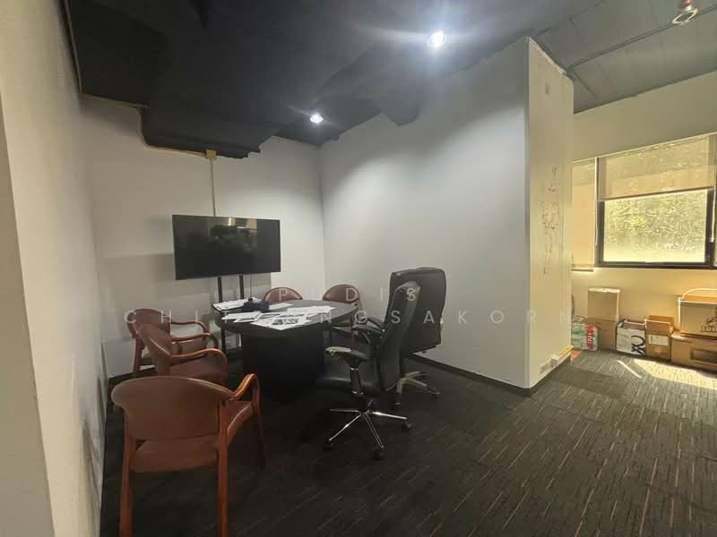 2nd Floor Commercial Space for Rent – Silom / Chong Nonsi, Bangkok, Silom, Bang Rak, Bangkok, , 90 sqm, Retail Space For Rent, by Pudis Chitrungsakorn, 500335516 - DDproperty.com