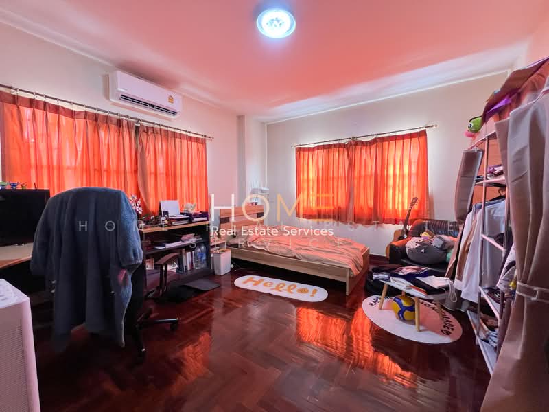 Muang Thong 4 Village, Bangkok, On Nut, Phra Khanong, Udon Suk, Bang Chak, Phra Khanong, Bangkok, 4 Bedrooms, 200 sqm, Single Detached House For Sale, by HOME Real Estate Service, 500335605 - DDproperty.com