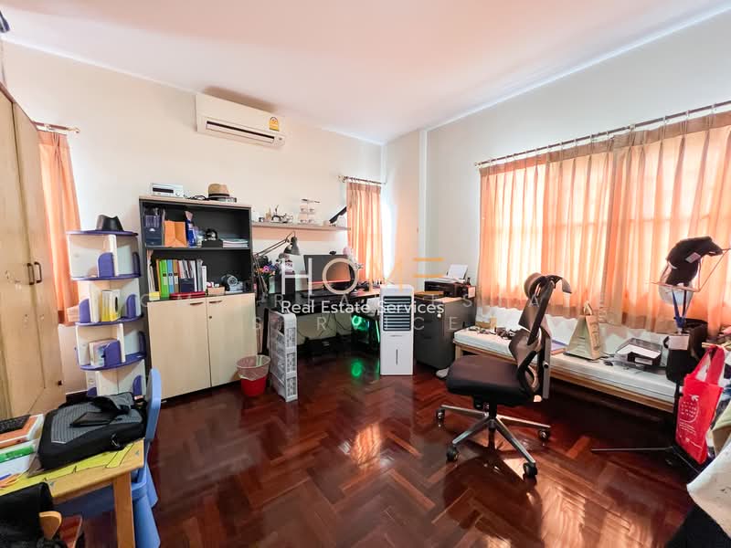 Muang Thong 4 Village, Bangkok, On Nut, Phra Khanong, Udon Suk, Bang Chak, Phra Khanong, Bangkok, 4 Bedrooms, 200 sqm, Single Detached House For Sale, by HOME Real Estate Service, 500335605 - DDproperty.com