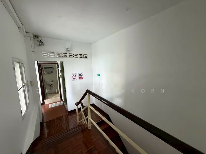 4-Storey House for Rent – Asoke, Bangkok, Khlong Tan Nua, Watthana, Bangkok, 10+ Bedrooms, 140 sqm, Townhouse For Rent, by Pudis Chitrungsakorn, 500335675 - DDproperty.com