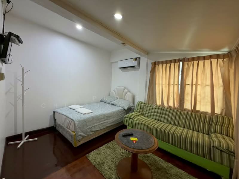 4-Storey House for Rent – Asoke, Bangkok, Khlong Tan Nua, Watthana, Bangkok, 10+ Bedrooms, 140 sqm, Townhouse For Rent, by Pudis Chitrungsakorn, 500335675 - DDproperty.com