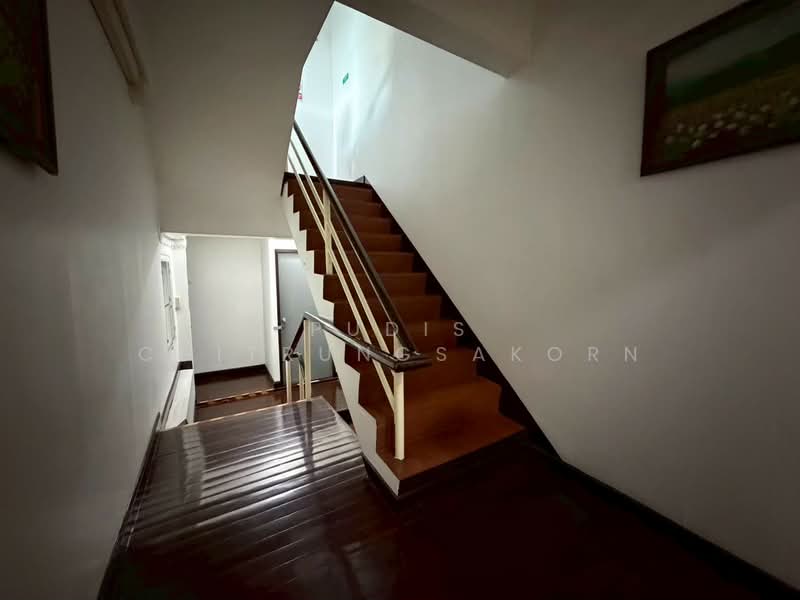 4-Storey House for Rent – Asoke, Bangkok, Khlong Tan Nua, Watthana, Bangkok, 10+ Bedrooms, 140 sqm, Townhouse For Rent, by Pudis Chitrungsakorn, 500335675 - DDproperty.com