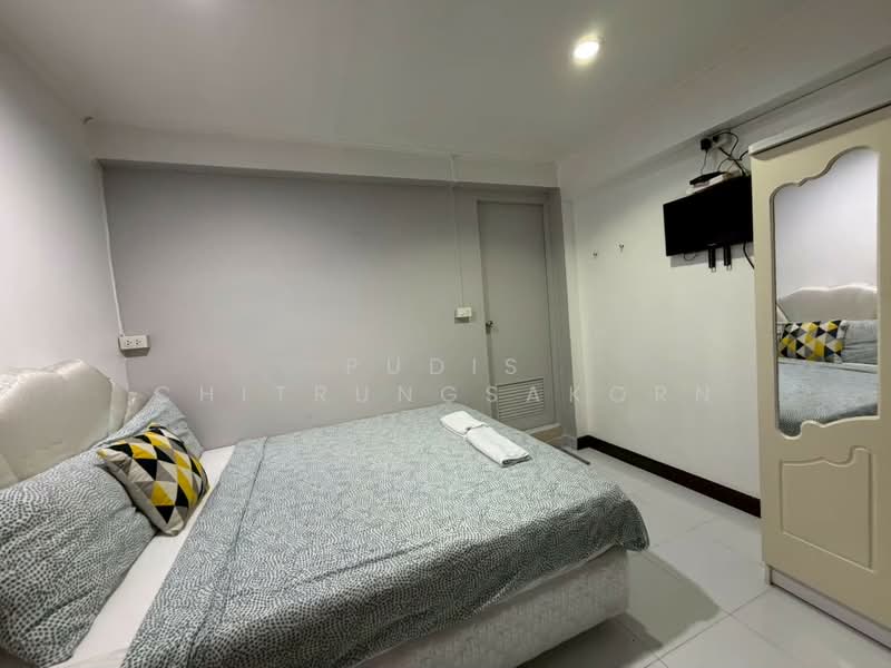 4-Storey House for Rent – Asoke, Bangkok, Khlong Tan Nua, Watthana, Bangkok, 10+ Bedrooms, 140 sqm, Townhouse For Rent, by Pudis Chitrungsakorn, 500335675 - DDproperty.com
