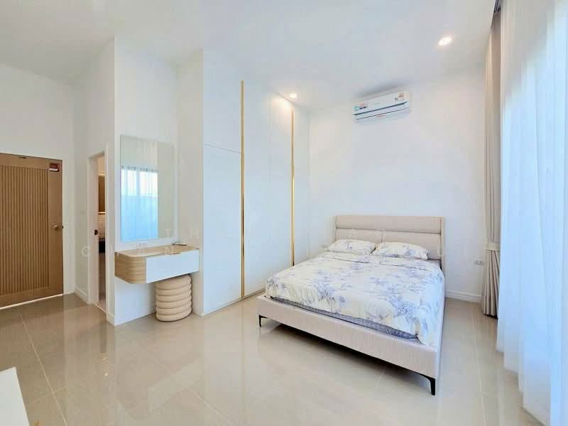 3-BR House, Chon Buri (Pattaya), Poong, Bang Lamung (Pattaya), Chon Buri (Pattaya), 3 Bedrooms, 236 sqm, Single Detached House For Sale, by Thanyalag Chanchodtanakul, 500335681 - DDproperty.com