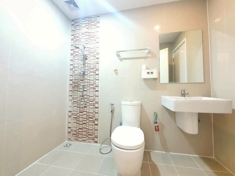 Sena Village Tiwanon-Bangkadi, Pathum Thani, 8 Tiwanon Road, Ban Klang, Muang Pathum Thani, Pathum Thani, 3 Bedrooms, 100 sqm, Townhouse For Sale, by พรรณนภา พรรณราย, 500335694 - DDproperty.com