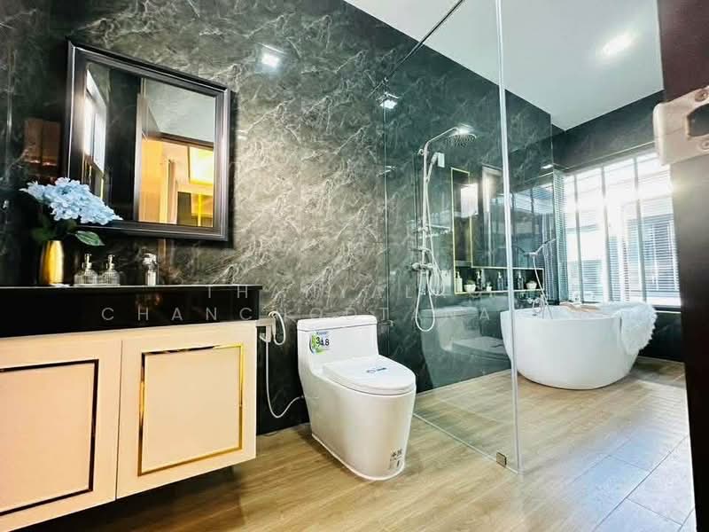 3-BR House, Chon Buri (Pattaya), Poong, Bang Lamung (Pattaya), Chon Buri (Pattaya), 3 Bedrooms, 263 sqm, Single Detached House For Sale, by Thanyalag Chanchodtanakul, 500335695 - DDproperty.com