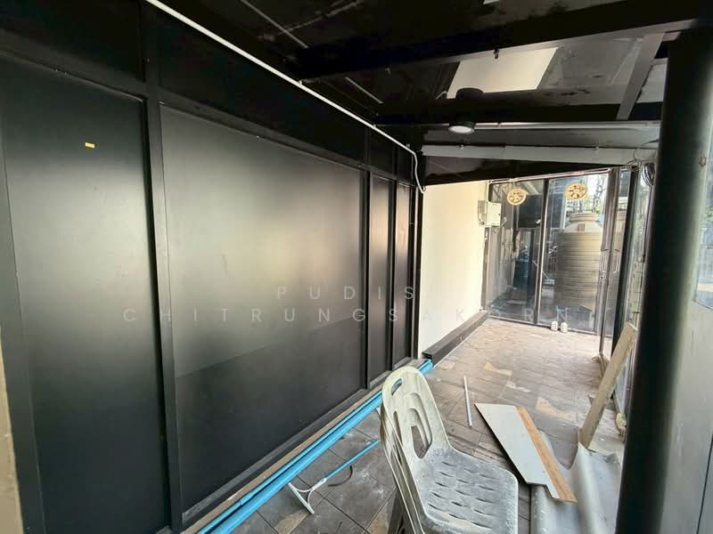 Retail Space for Rent – Sukhumvit Near BTS Phrom Phong, Bangkok, Khlong Tan Nua, Watthana, Bangkok, , 18 sqm, Retail Space For Rent, by Pudis Chitrungsakorn, 500335696 - DDproperty.com