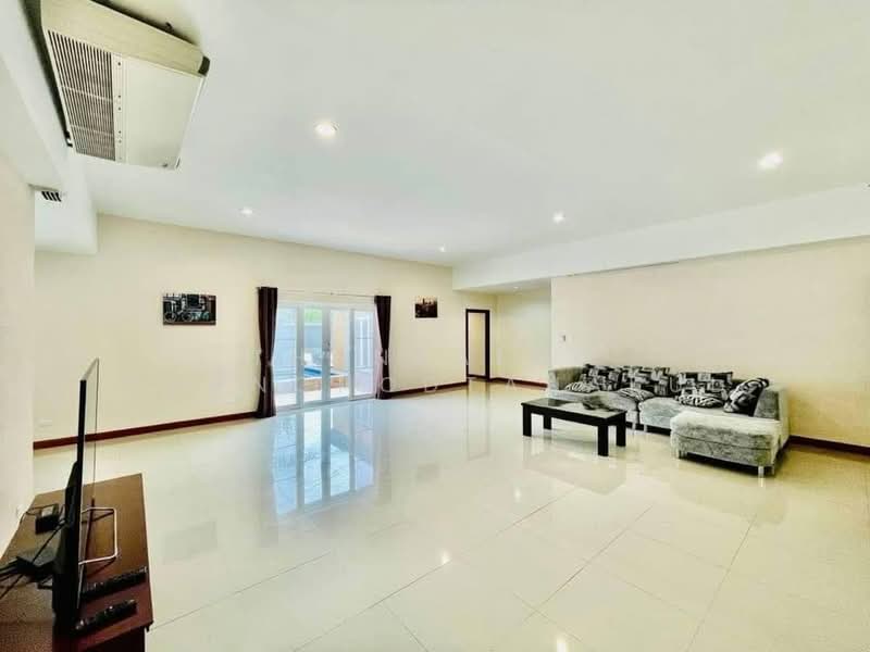 3-BR House, Chon Buri (Pattaya), Nong Pru, Bang Lamung (Pattaya), Chon Buri (Pattaya), 3 Bedrooms, 150 sqm, Single Detached House For Sale, by Thanyalag Chanchodtanakul, 500335708 - DDproperty.com