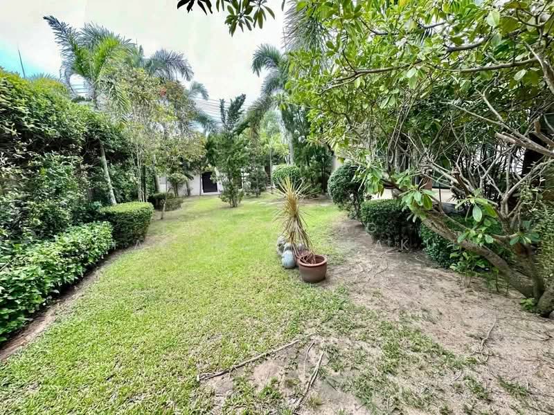Baan Dusit Pattaya Lake : บ้านดุสิต พัทยา เลค, ชลบุรี, ถนนทางเข้า, ห้วยใหญ่, บางละมุง, ชลบุรี, 648 ตร.ม., วิลล่า ขาย, โดย Thanyalag Chanchodtanakul, 500335739 - DDproperty.com