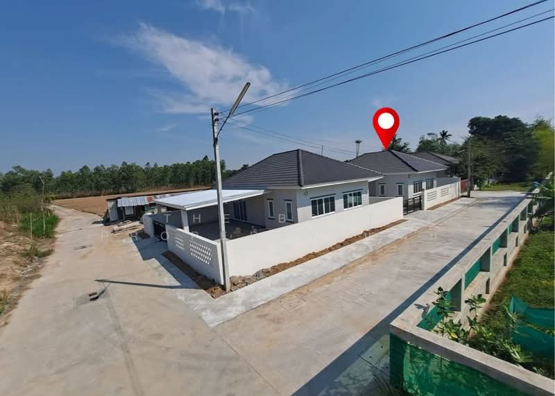 โครงการกรีนโฮม5 ศรีราชา, Chon Buri (Pattaya), Surasak, Si Racha, Chon Buri (Pattaya), 2 Bedrooms, 120 sqm, Single Detached House For Sale, by The Best Property น้ำฝน, 500335789 - DDproperty.com