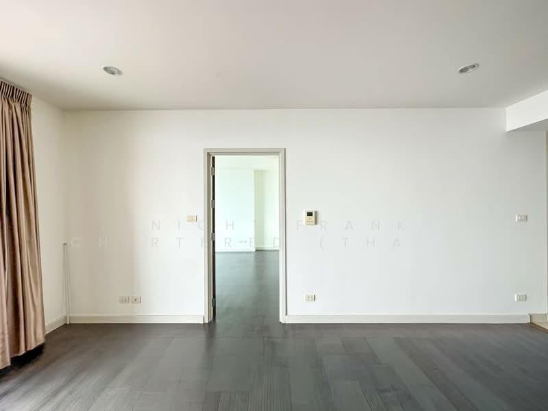 Watermark Chaophraya, Bangkok, Soi Charoennakorn 39-41, Charoennakorn Road, Bang Lam Phu Lang, Khlong San, Bangkok, 2 Bedrooms, 105 sqm, Condo For Sale, by Knight Frank Chartered (Thailand) Co.,Ltd, 500335790 - DDproperty.com