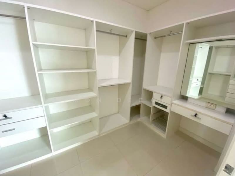 Fullerton Sukhumvit, Bangkok, Sukhumvit Road, Khlong Tan Nua, Watthana, Bangkok, 3 Bedrooms, 155 sqm, Condo For Rent, by Simon Decalf, 500335798 - DDproperty.com