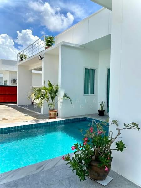 3-BR House, Chon Buri (Pattaya), Poong, Bang Lamung (Pattaya), Chon Buri (Pattaya), 3 Bedrooms, 460 sqm, Single Detached House For Rent, by Thanyalag Chanchodtanakul, 500335802 - DDproperty.com