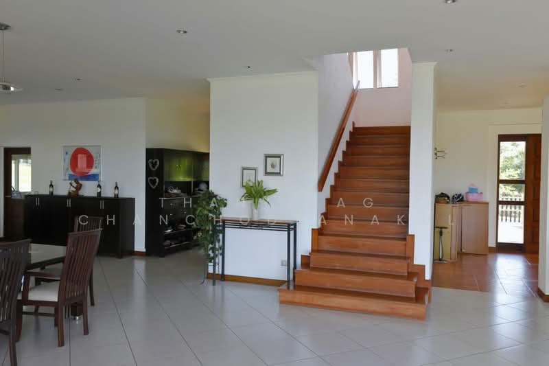 undefined, Chon Buri (Pattaya), Bueng, Si Racha, Chon Buri (Pattaya), 5 Bedrooms, 800 sqm, Single Detached House For Sale, by Thanyalag Chanchodtanakul, 500335820 - DDproperty.com