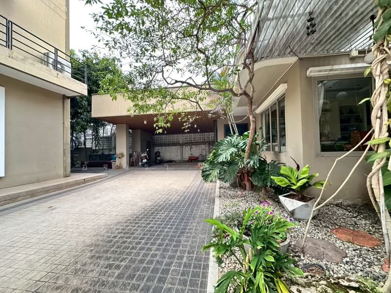 ลาดพร้าว 71, Bangkok, ซอยนาคนิวาส 16, Lat Phrao, Bangkok, 5 Bedrooms, 480 sqm, Single Detached House For Sale, by อัจฉรา พรหมคำ, 500335823 - DDproperty.com