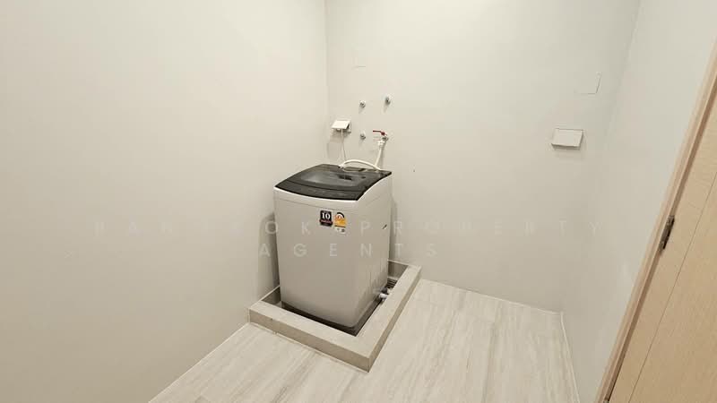 39 Boulevard Executive Residence, Bangkok, 39 - 41 Soi Phrom Chit (Sukhumvit 39), Khlong Tan Nua, Watthana, Bangkok, 3 Bedrooms, 190 sqm, Condo For Rent, by BANGKOK PROPERTY AGENTS, 500335873 - DDproperty.com