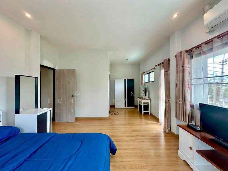 3-BR House, Chon Buri (Pattaya), Poong, Bang Lamung (Pattaya), Chon Buri (Pattaya), 3 Bedrooms, 150 sqm, Single Detached House For Rent, by Mantana Techapahaphong, 500335874 - DDproperty.com