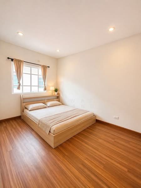 ทาวน์โฮม 4 ห้องนอน ถลาง ภูเก็ต พร้อมอยู่ ใกล้สนามบินและโรบินสัน, ภูเก็ต, เทพกระษัตรี, ถลาง, ภูเก็ต, 80 ตร.ม., ทาวน์เฮ้าส์ ขาย, โดย Fazwaz (Thailand) Co., Ltd., 500335912 - DDproperty.com
