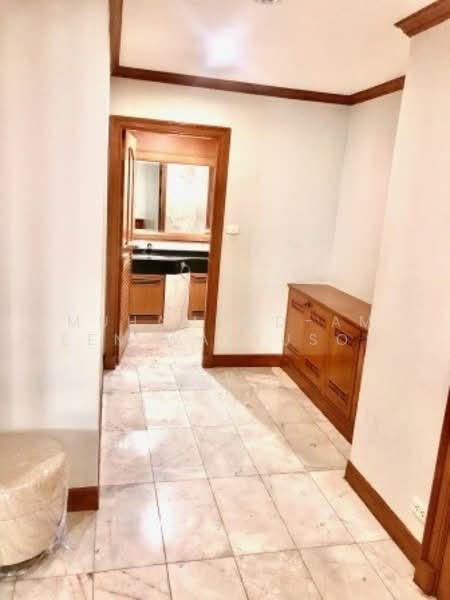 GM Tower, Bangkok, 39 Soi Sukhumvit 20, Khlong Toei, Bangkok, 4 Bedrooms, 450 sqm, Apartment For Rent, by Muhammad-ameen Waeyusoh, 500335914 - DDproperty.com