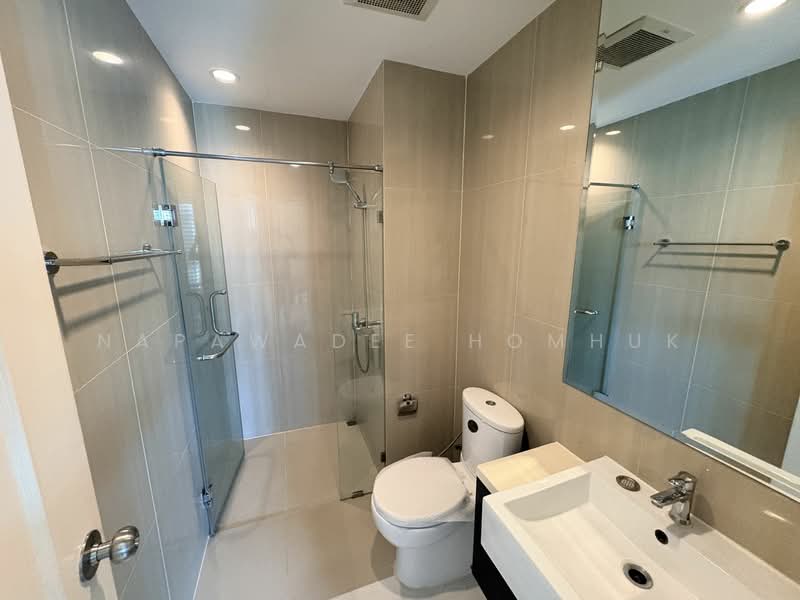 Villa Asoke, Bangkok, 1588 New Petchburi Road, Makkasan, Ratchathewi, Bangkok, 2 Bedrooms, 81 sqm, Condo For Rent, by Napawadee Homhuk, 500335915 - DDproperty.com