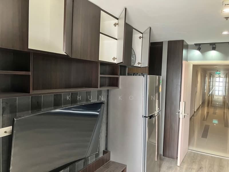 Rich Park @ Triple Station, Bangkok, 591 Srinakarin Road, Suan Luang, Bangkok, 1 Bedroom, 33 sqm, Condo For Sale, by Khun Korn, 500335918 - DDproperty.com