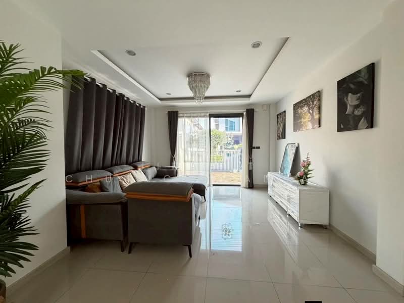 PATTA Define, Chon Buri (Pattaya), Ta Khian Tia, Bang Lamung (Pattaya), Chon Buri (Pattaya), 3 Bedrooms, 250 sqm, Single Detached House For Rent, by Jirapat Chuangsawadsak, 500335946 - DDproperty.com