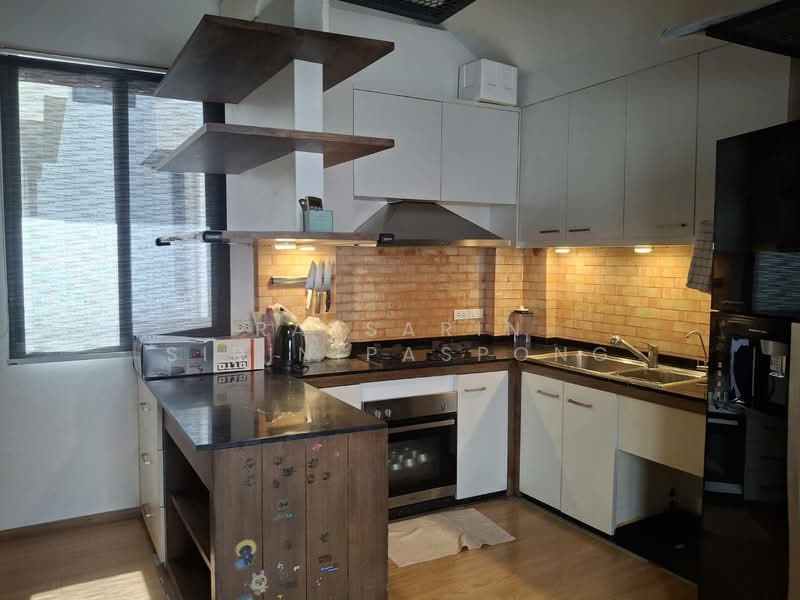 The Prestige 49 Condominium, Bangkok, Sukhumvit, Khlong Tan Nua, Watthana, Bangkok, 4 Bedrooms, 220 sqm, Condo For Rent, by Ratsarin Sirinipaspong, 500335973 - DDproperty.com