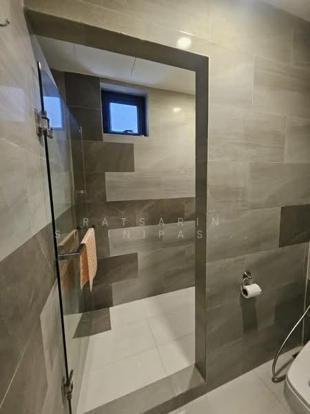 The Prestige 49 Condominium, Bangkok, Sukhumvit, Khlong Tan Nua, Watthana, Bangkok, 3 Bedrooms, 220 sqm, Condo For Rent, by Ratsarin Sirinipaspong, 500335973 - DDproperty.com