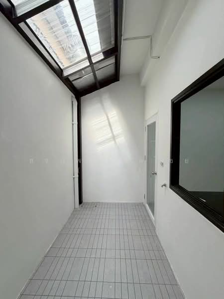 หมู่บ้านพิพรพงษ์, Bangkok, Si Khan, Don Mueang, Bangkok, 2 Bedrooms, 64 sqm, Townhouse For Sale, by สรภพ ยอดไชย (สีฝุ่น), 500336022 - DDproperty.com