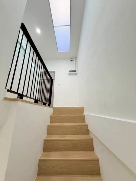 หมู่บ้านพิพรพงษ์, Bangkok, Si Khan, Don Mueang, Bangkok, 2 Bedrooms, 64 sqm, Townhouse For Sale, by สรภพ ยอดไชย (สีฝุ่น), 500336022 - DDproperty.com
