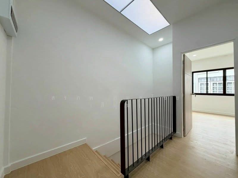 หมู่บ้านพิพรพงษ์, Bangkok, Si Khan, Don Mueang, Bangkok, 2 Bedrooms, 64 sqm, Townhouse For Sale, by สรภพ ยอดไชย (สีฝุ่น), 500336022 - DDproperty.com