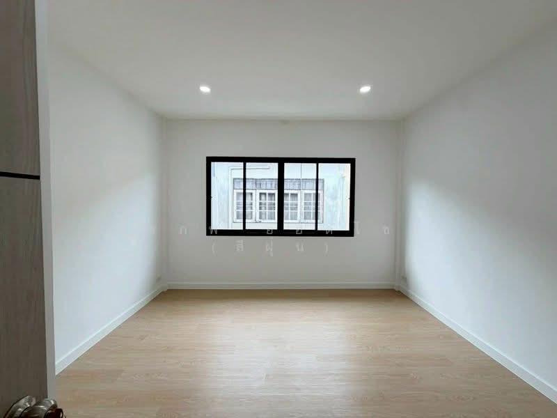 หมู่บ้านพิพรพงษ์, Bangkok, Si Khan, Don Mueang, Bangkok, 2 Bedrooms, 64 sqm, Townhouse For Sale, by สรภพ ยอดไชย (สีฝุ่น), 500336022 - DDproperty.com