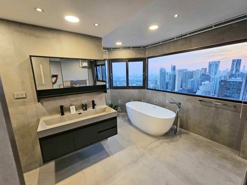 The Waterford Diamond Tower Sukhumvit, Bangkok, 758/18 Soi Sukhumvit 30/1, Sukhumvit Road, Khlong Toei, Bangkok, 3 Bedrooms, 147 sqm, Condo For Sale, by Chonkanok Panraenoo, 500336045 - DDproperty.com