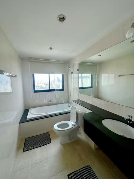 Supalai Premier Place Asoke, Bangkok, 60 Asoke Montri Road, Khlongtoei Nua, Watthana, Bangkok, 3 Bedrooms, 117 sqm, Condo For Rent, by Thongthai Piangsoonthron, 500336052 - DDproperty.com