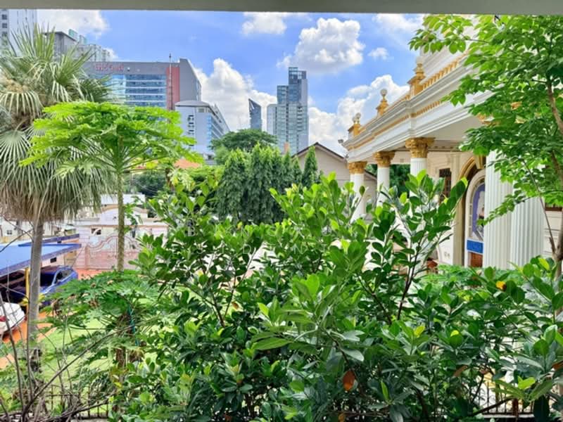 AA Court, Bangkok, 90 Sukhumvit 26, Khong Tan, Khlong Toei, Bangkok, 2 Bedrooms, 100 sqm, Apartment For Rent, by Bangkok Residential, 500336084 - DDproperty.com
