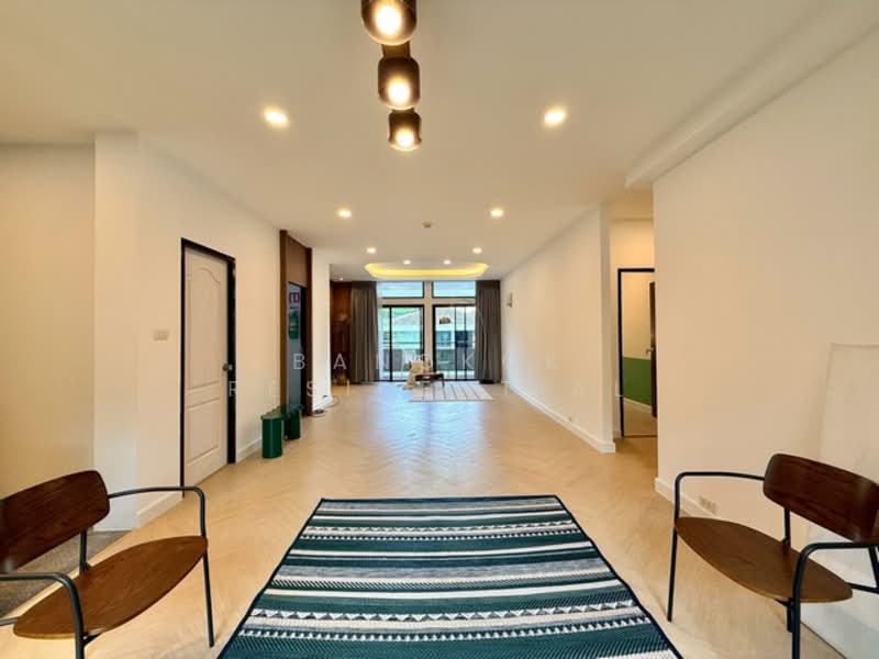 AA Court, Bangkok, 90 Sukhumvit 26, Khong Tan, Khlong Toei, Bangkok, 2 Bedrooms, 100 sqm, Apartment For Rent, by Bangkok Residential, 500336084 - DDproperty.com