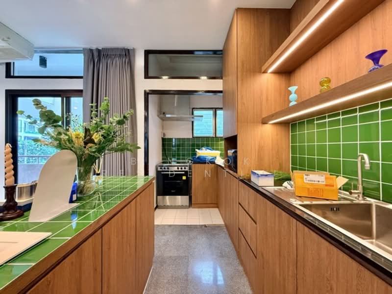 AA Court, Bangkok, 90 Sukhumvit 26, Khong Tan, Khlong Toei, Bangkok, 2 Bedrooms, 100 sqm, Apartment For Rent, by Bangkok Residential, 500336084 - DDproperty.com