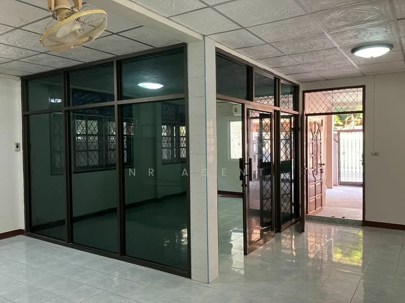 บ้านแฝด ซอย ประชาอุทิศ 75, Bangkok, Thung Khru, Bangkok, 3 Bedrooms, 135 sqm, Semi-Detached House (Twin House) For Sale, by NR AGENT, 500336089 - DDproperty.com