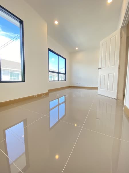 Pruksa Ville 43 Rama 5-Nakhon In, Nonthaburi, Nakhon In Road, Bang Khu Wiang, Bang Kruai, Nonthaburi, 3 Bedrooms, 101 sqm, Townhouse For Sale, by NR AGENT, 500336123 - DDproperty.com